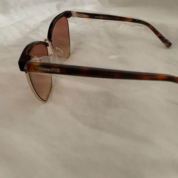Missoni Cat Eye Sunglasses NWT | with case | tortoise and gold - Picture 4 of 4